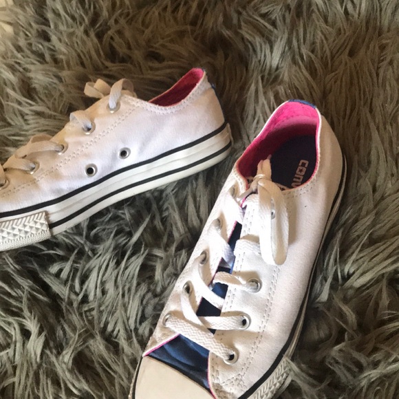 Converse - Picture 2 of 2